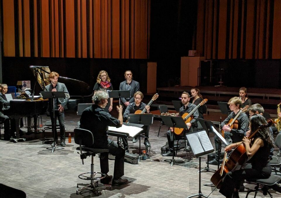 Les S2TMD  jouent en prélude au concert du Pont Supérieur